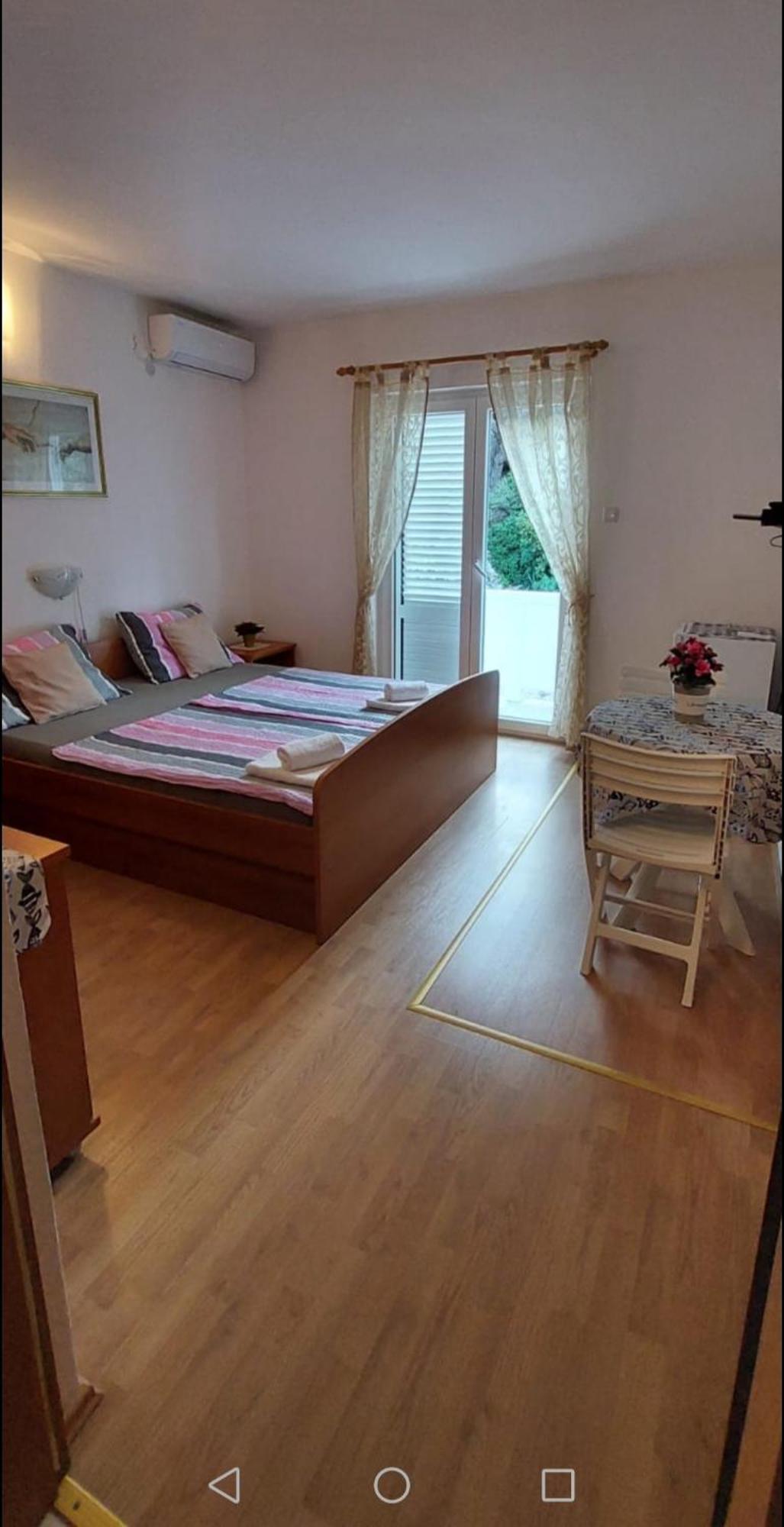 Milijana Apartments Rab Rab Town Bilik gambar