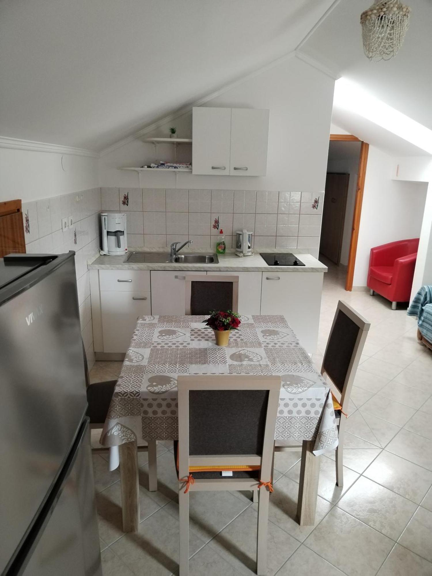 Milijana Apartments Rab Rab Town Bilik gambar