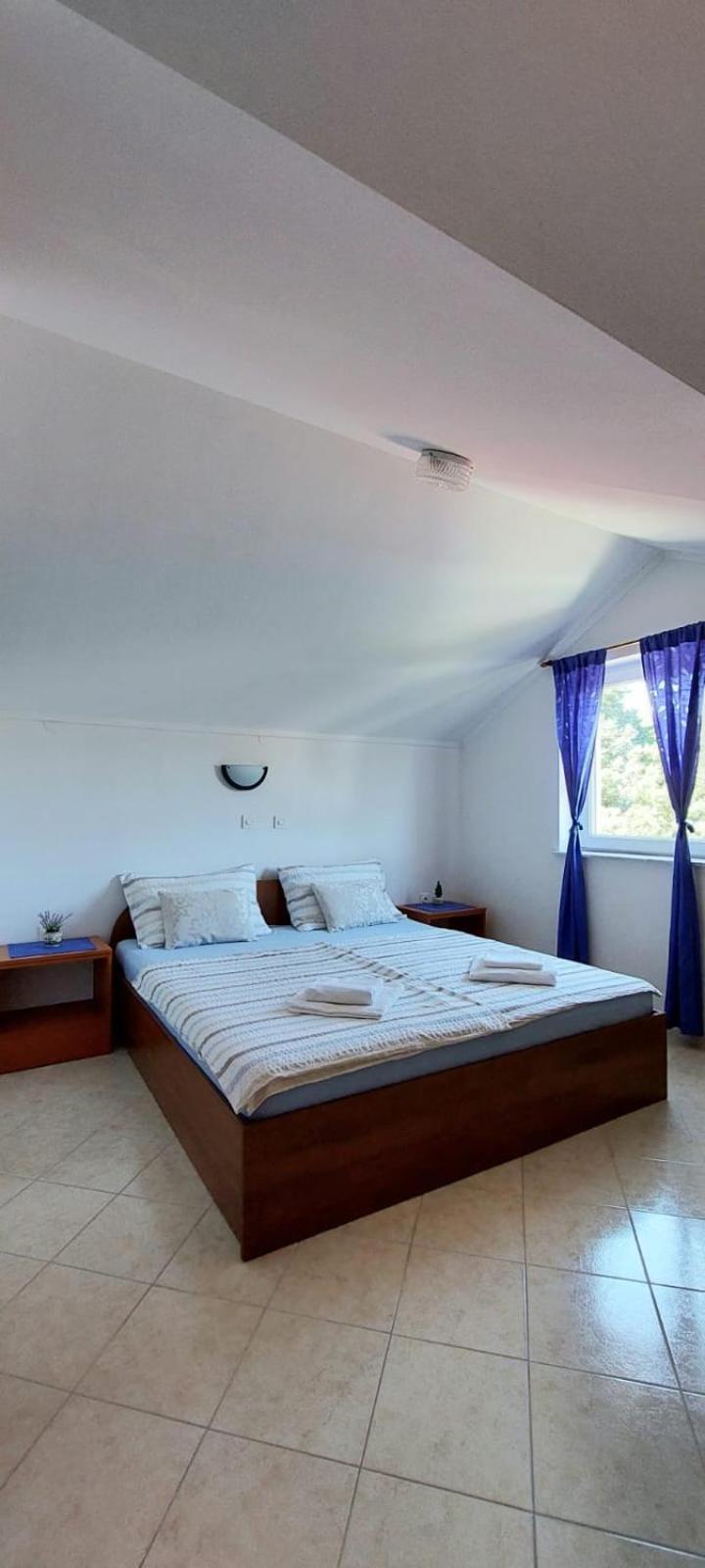 Milijana Apartments Rab Rab Town Bilik gambar